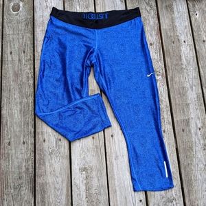 Nike Dri-Fit Cropped Leggings- size XL